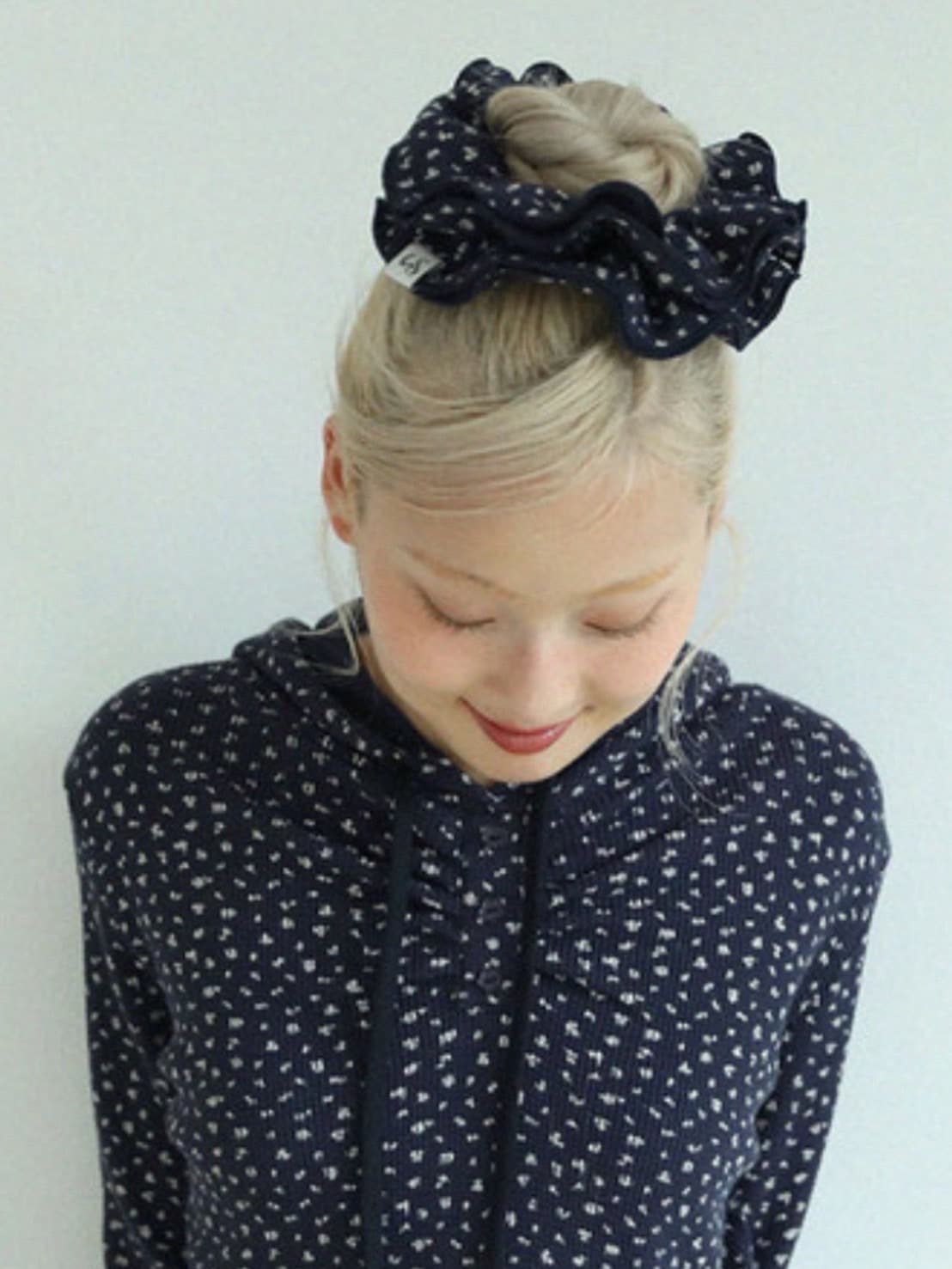 12/21 20:00 再販【Uglyshadow】FLOWER WAFFLE SCRUNCHIE