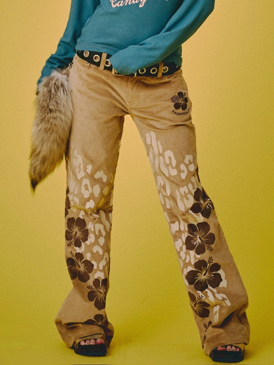 【GALFY】ロゴ的コーデュロイパンツ