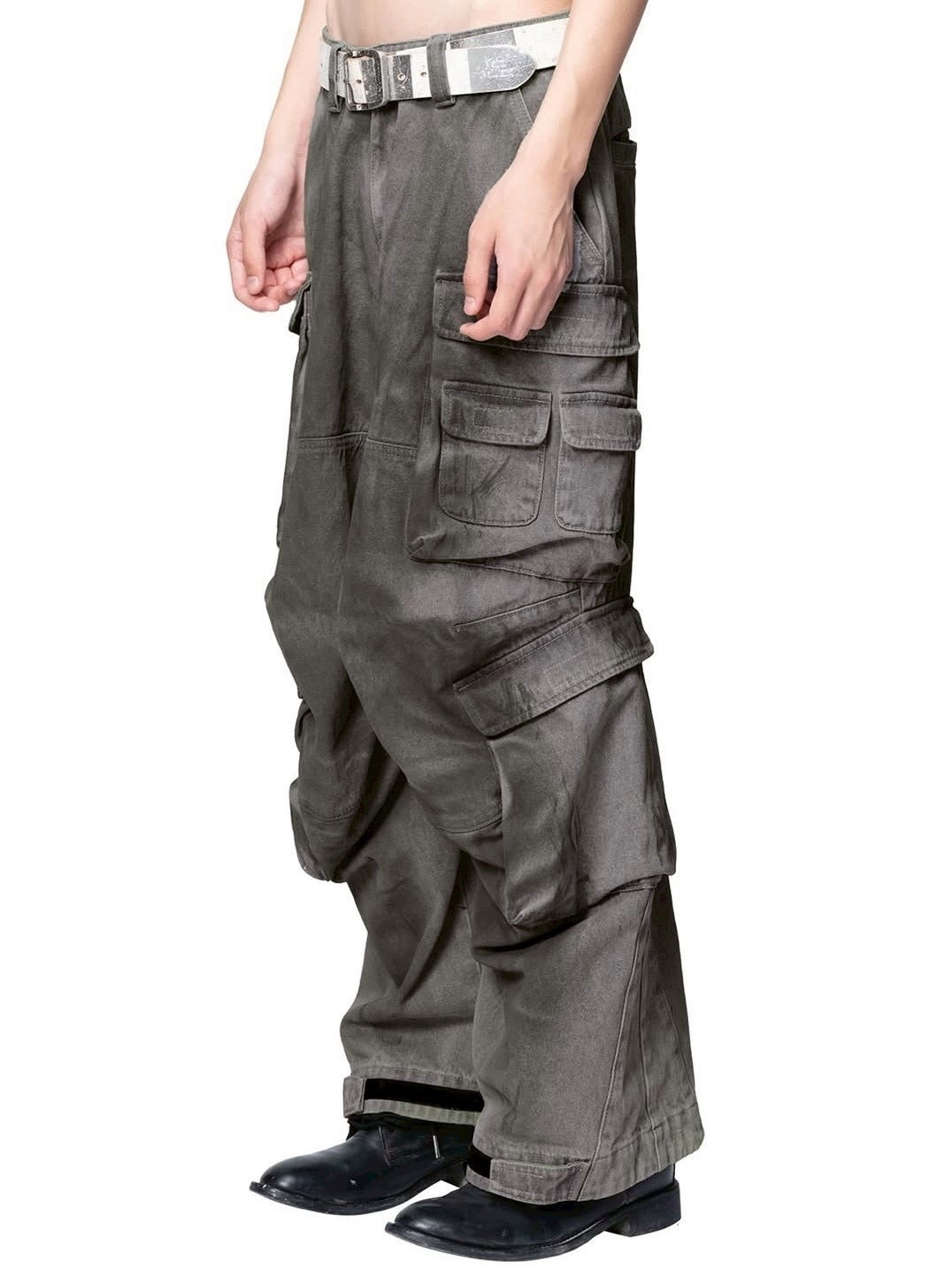 【The Boy Has No Patience】Adjustable Multi-Pocket Wiping Overalls / 【ザボーイハズノーペーシェンス】マルチポケットデニムパンツ