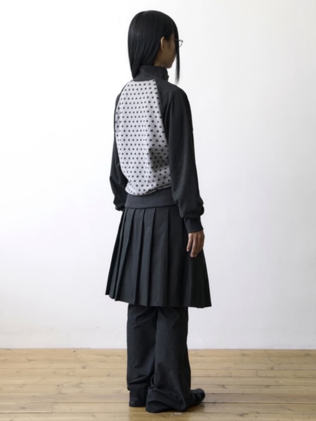 【THECOLDESTMOMENT】TCM dot raglan zip-up