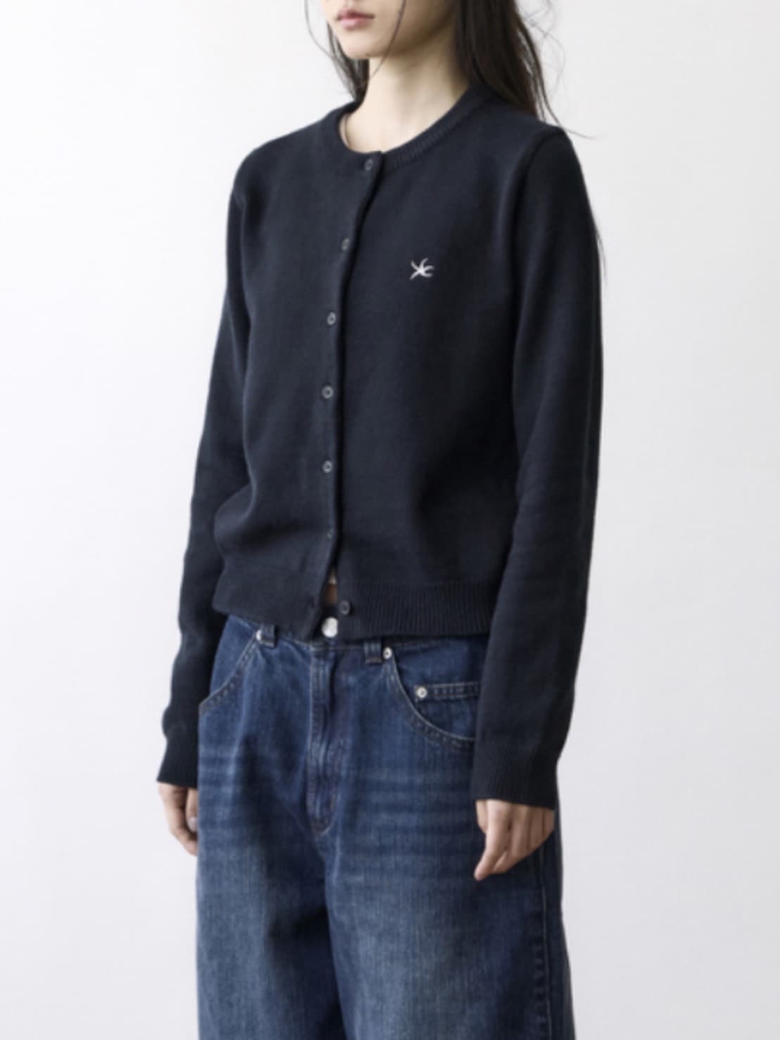 【THECOLDESTMOMENT】TCM mini logo knit cardigan
