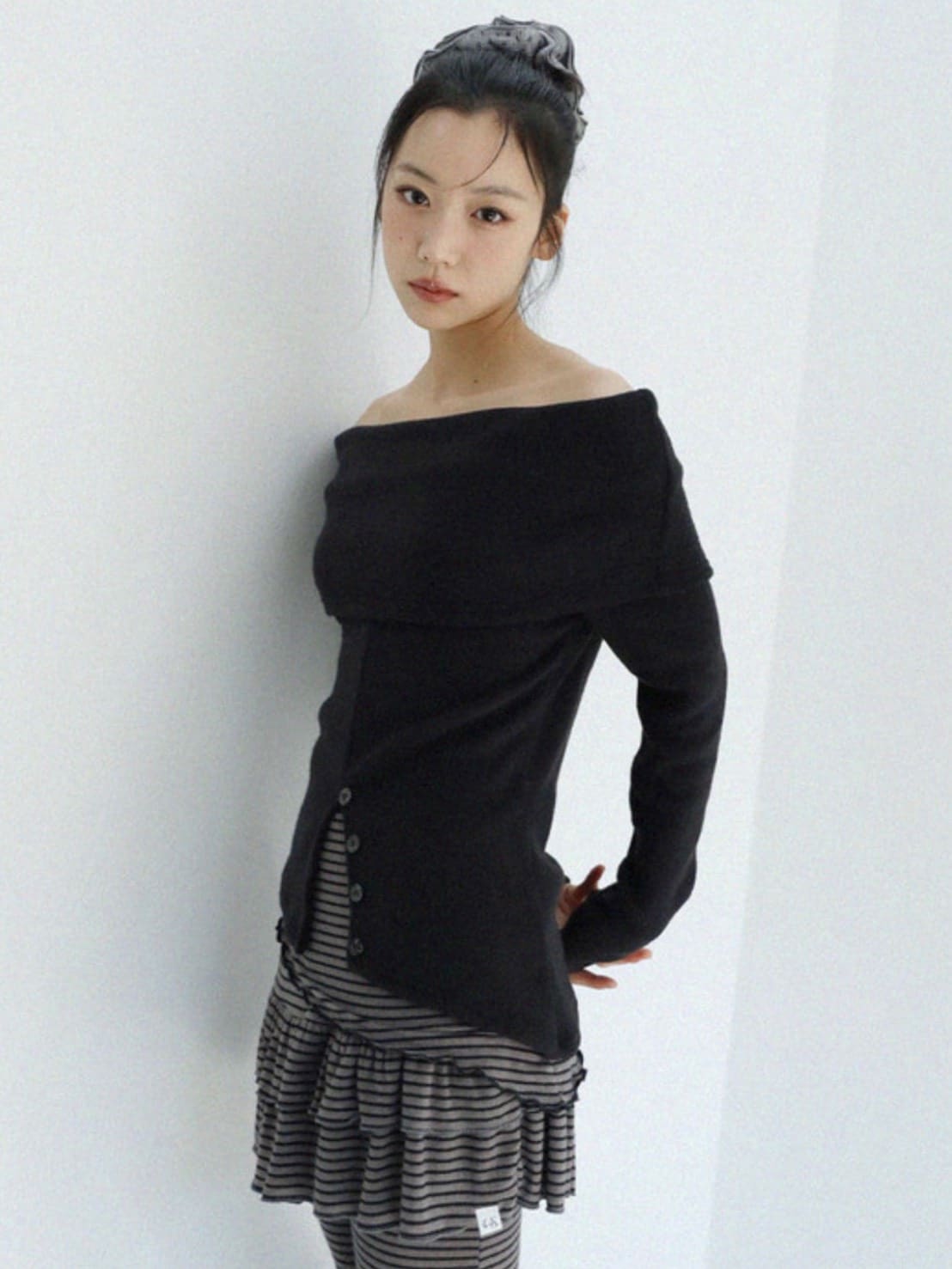 12/21 20:00 発売【Uglyshadow】BURTON KNIT OFF-SHOULDER
