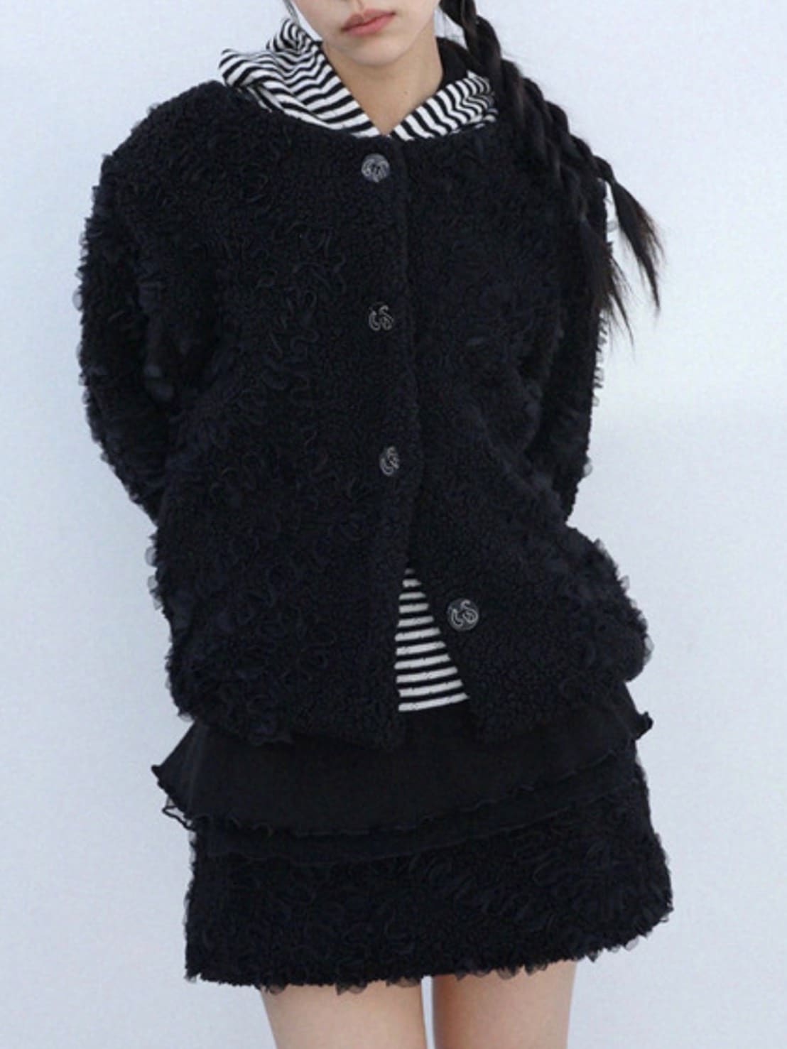 12/21 20:00 発売【Uglyshadow】RUFFLED FUR MINI SKIRT