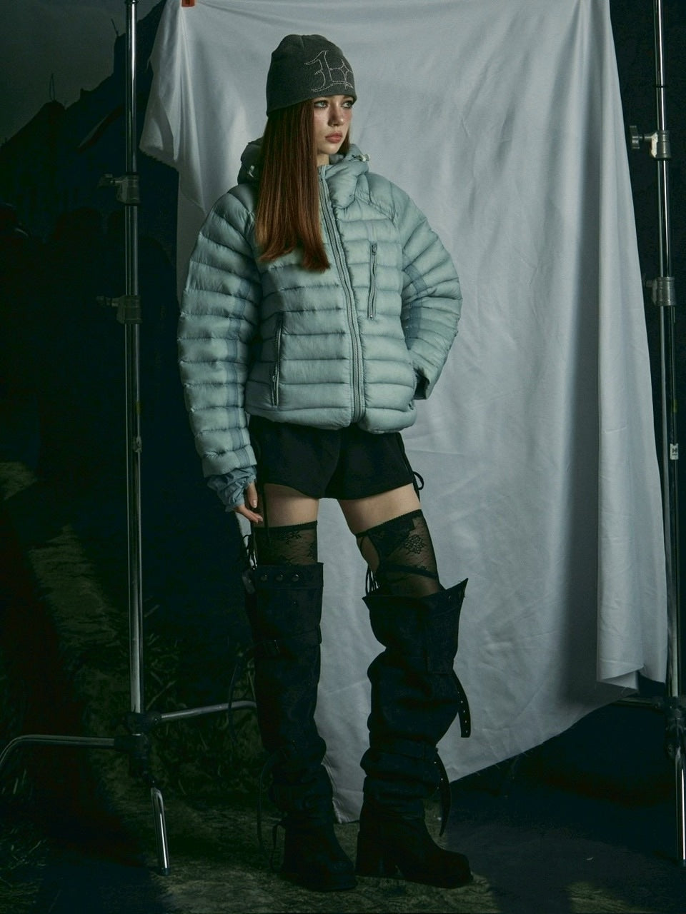 【GATELESS】RHINESTONE LOGO BEANIE / 【ゲートレス】ラインストーンロゴニット帽