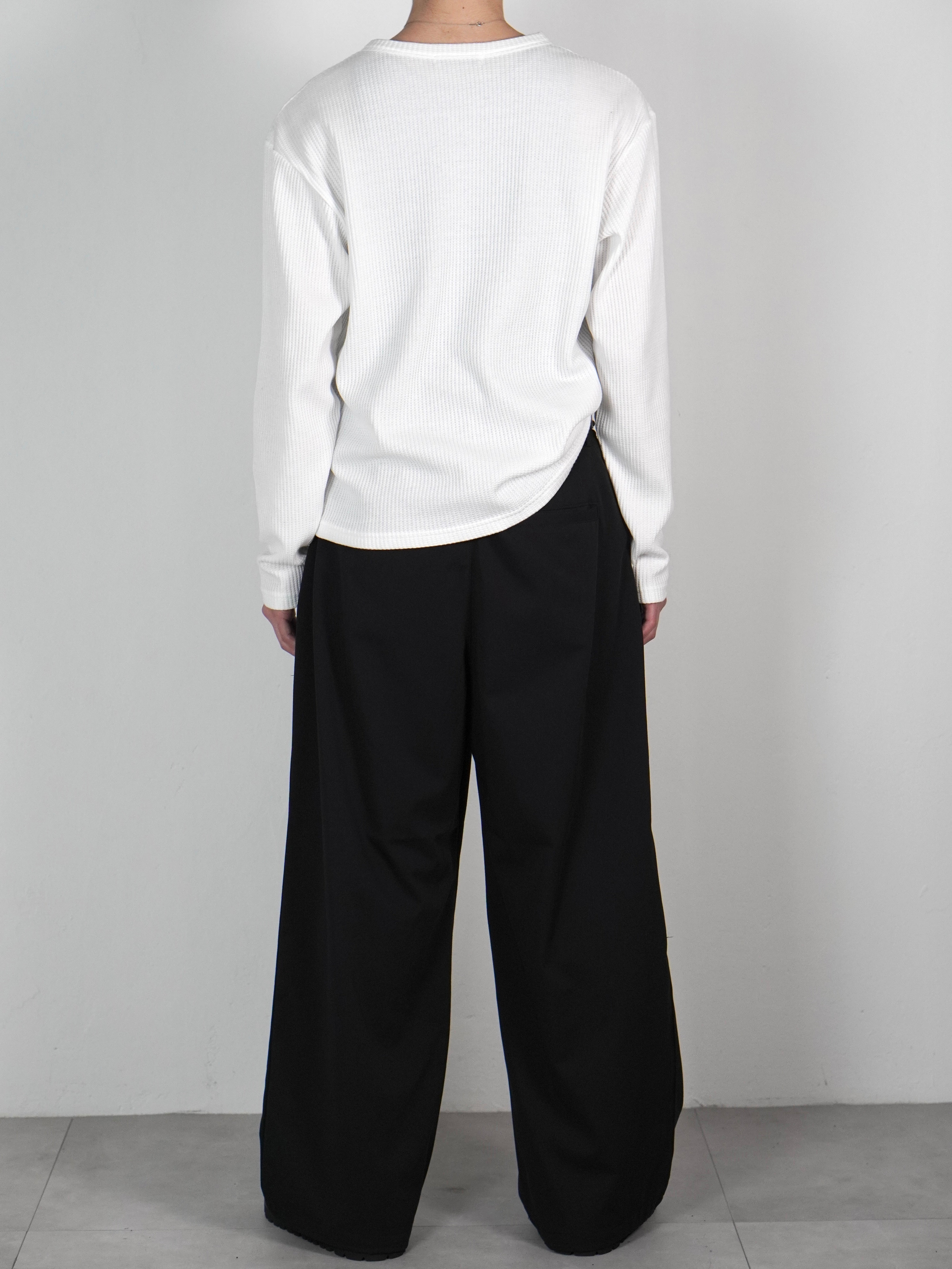 受注制【Chikashitsu +】metal zip waffle long sleeve (2color)