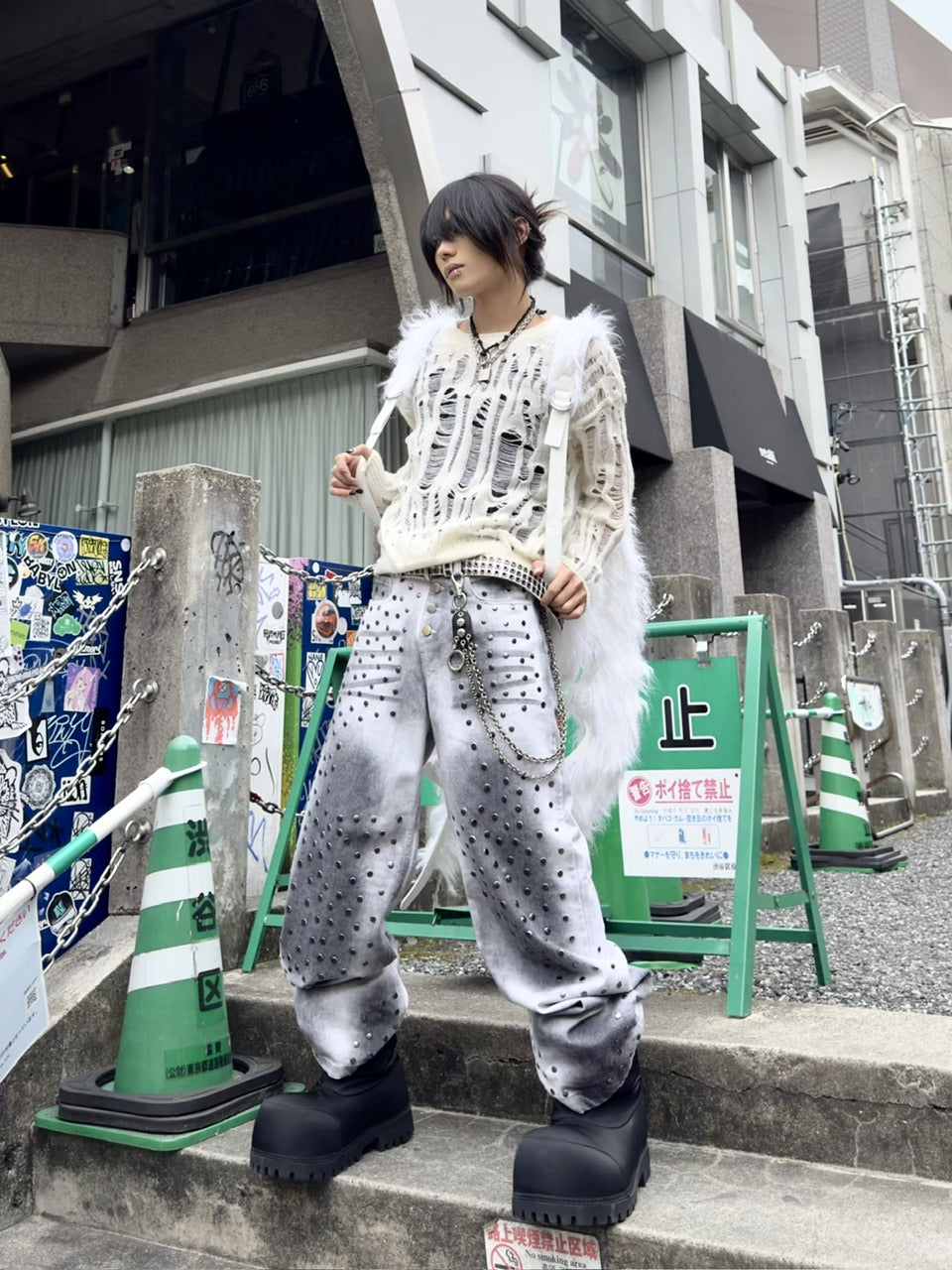 国際配送【Never mind the XU】Rivet eyelet biker belt