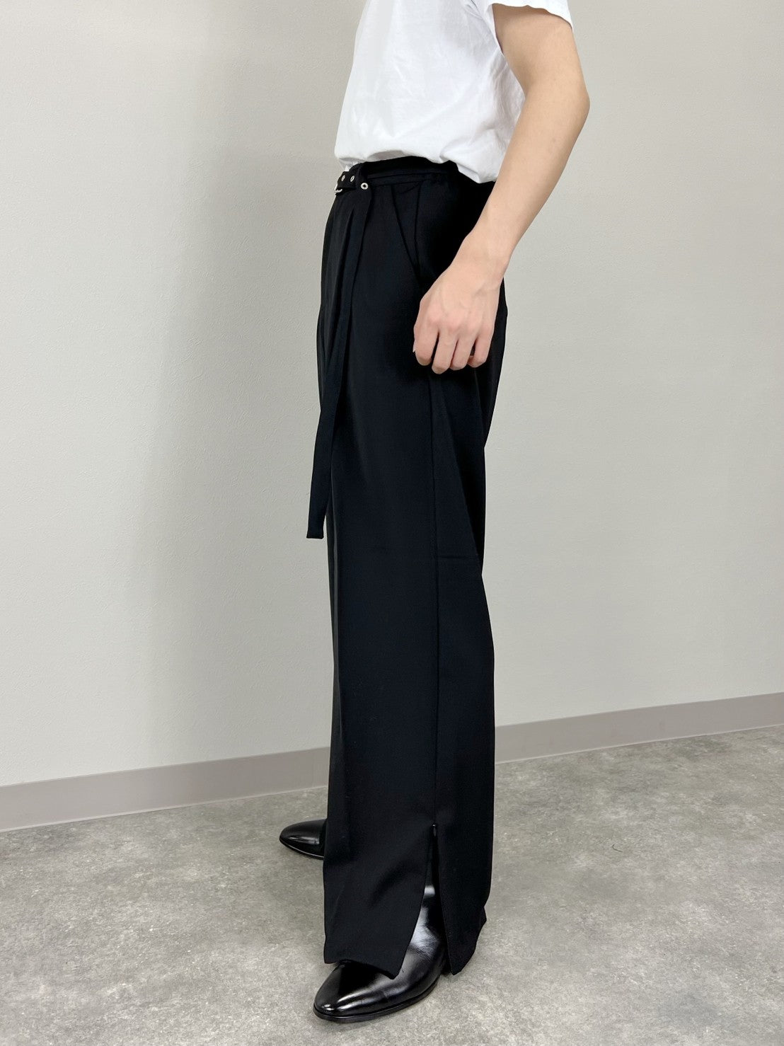 受注制【Chikashitsu +】set up zipper belt slacks (2color)