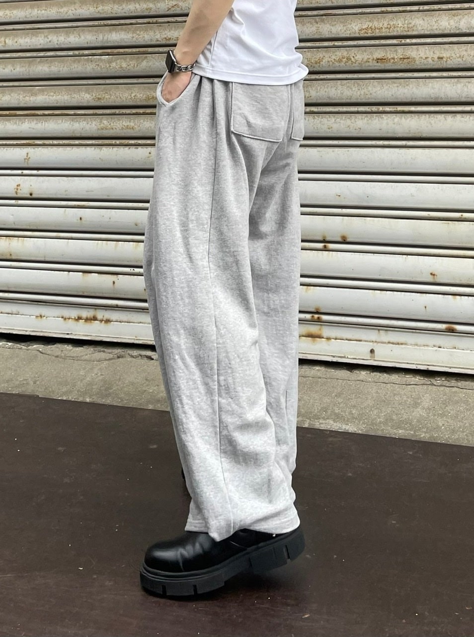 受注制【Chikashitsu +】snap button sweat pants (2color)