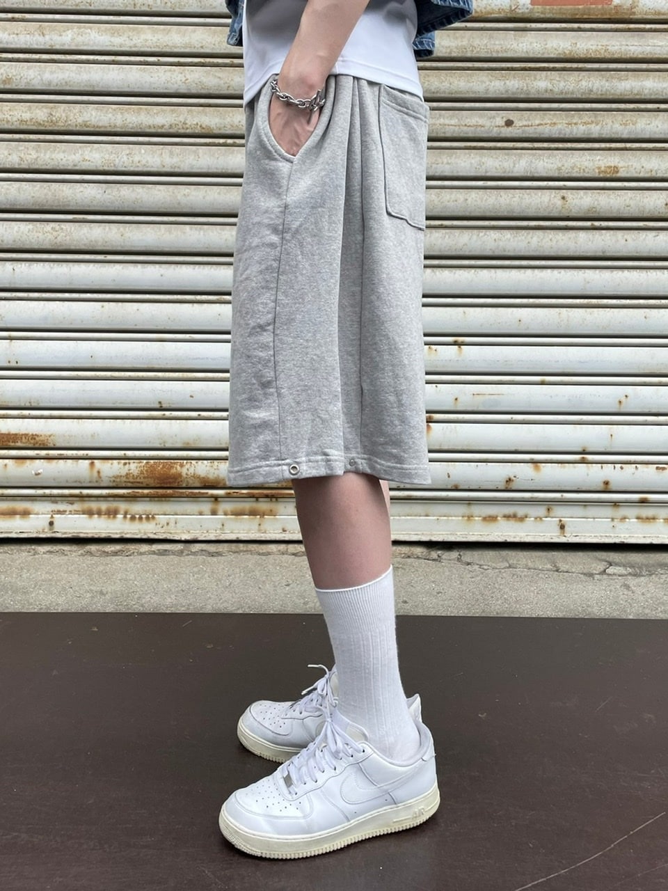 受注制【Chikashitsu +】side button sweat shorts (3color)