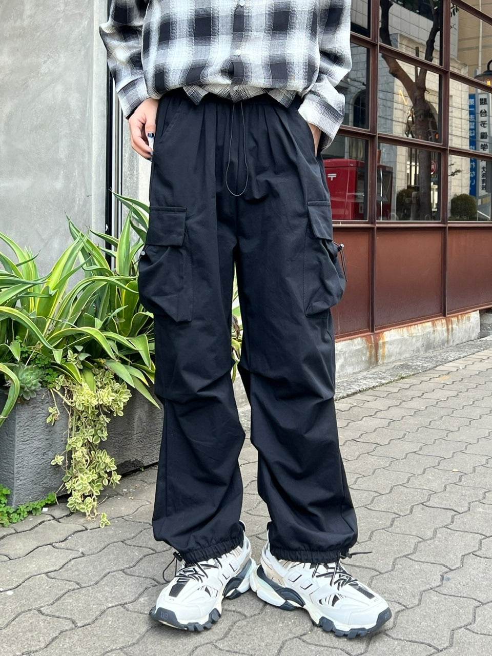 大阪店WEB限定受注制【Chikashitsu +】full length cargo pants (2color)