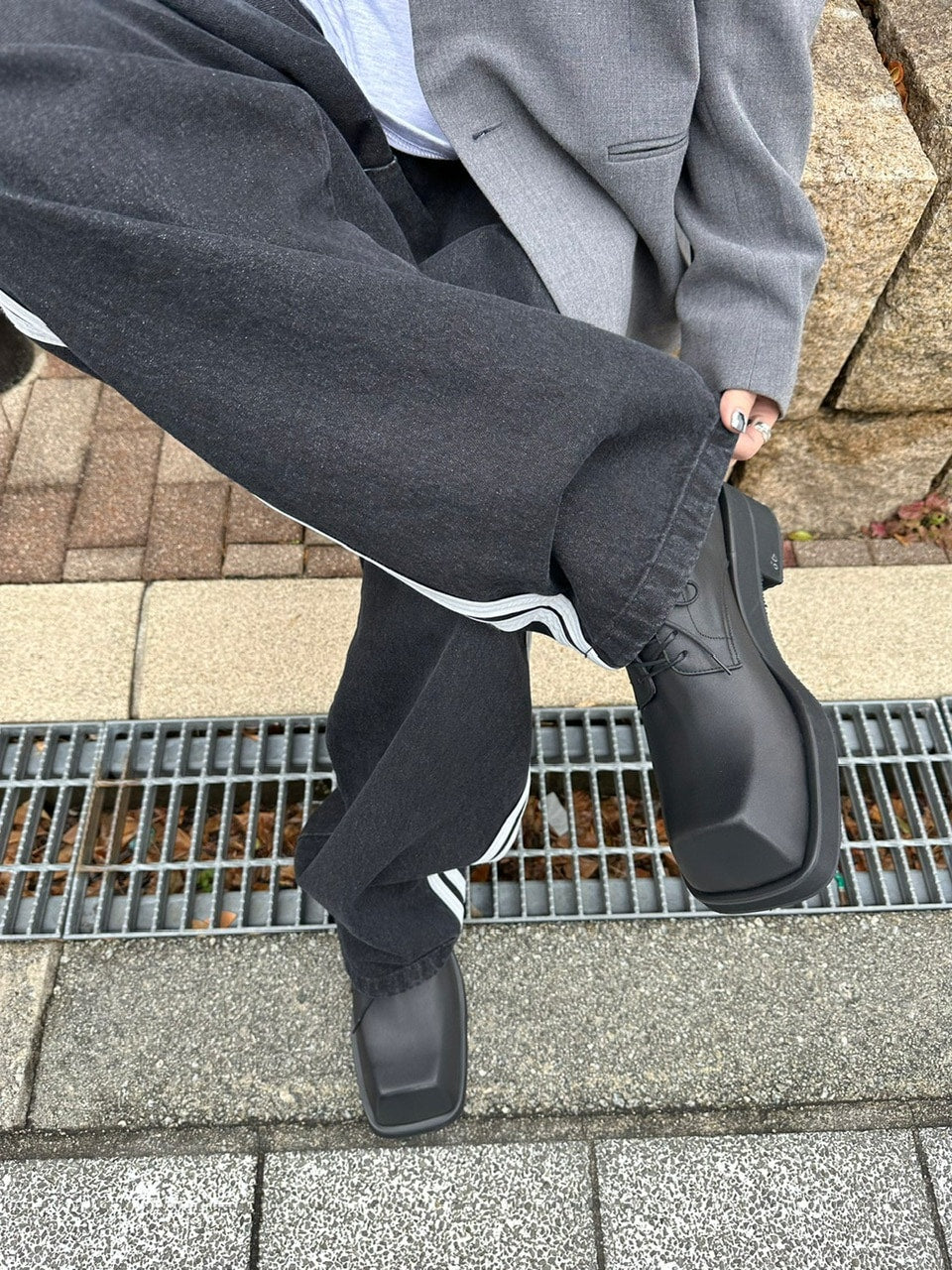 受注制【Chikashitsu +】square toe derby shoes