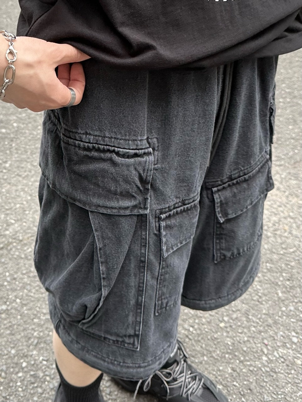 受注制【Chikashitsu +】2way heavy pocket denim cargo pants (2color)