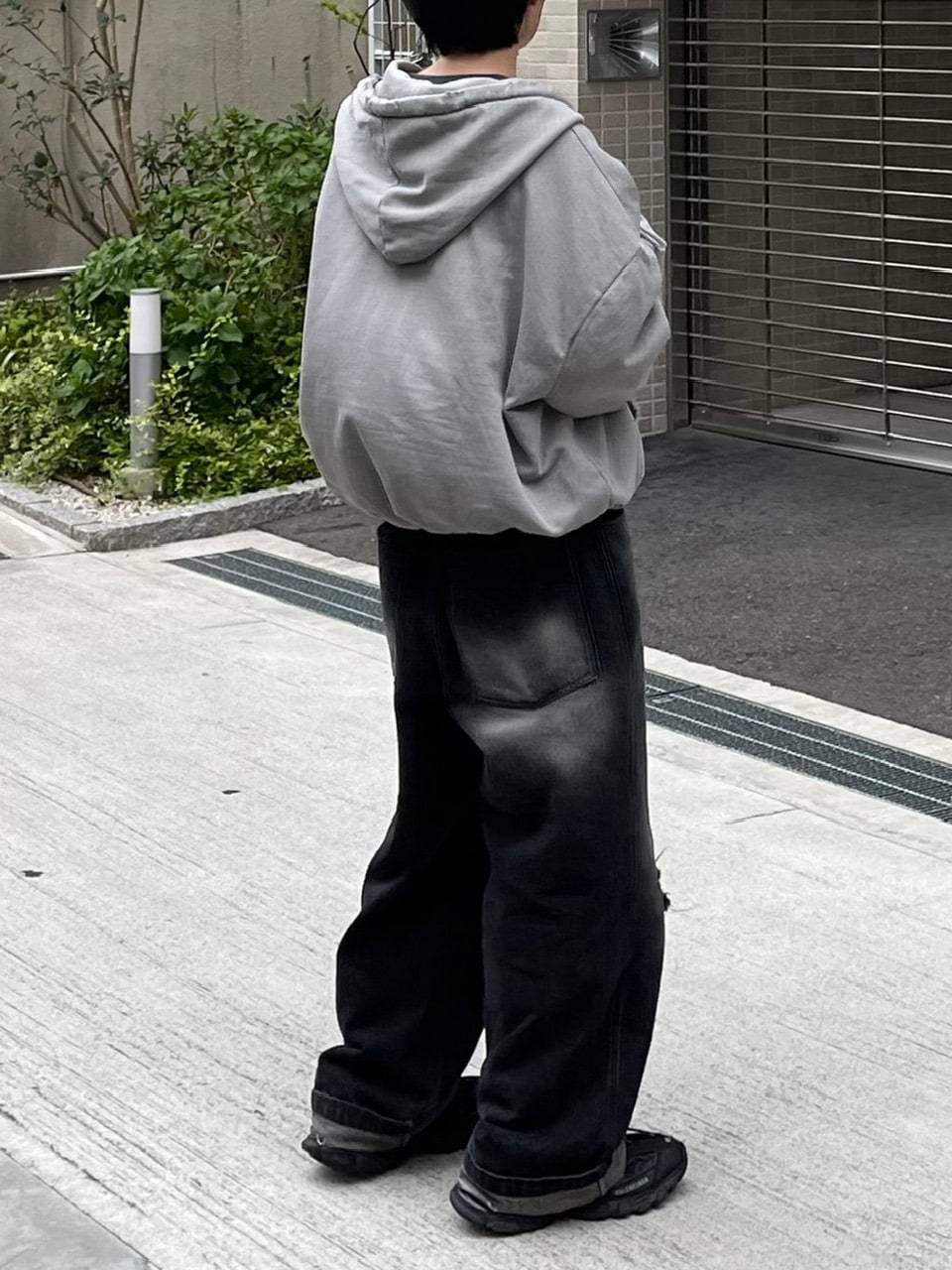 大阪店WEB限定受注制【Chikashitsu +】damage zip up hoodie (3color) / 【チカシツプラス】ダメージ長袖ジップアップパーカー