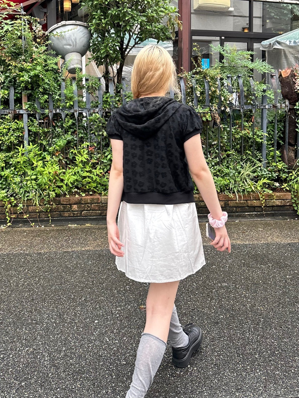 受注制【OaKS】flower pattern cropped zip hoodie (2color)