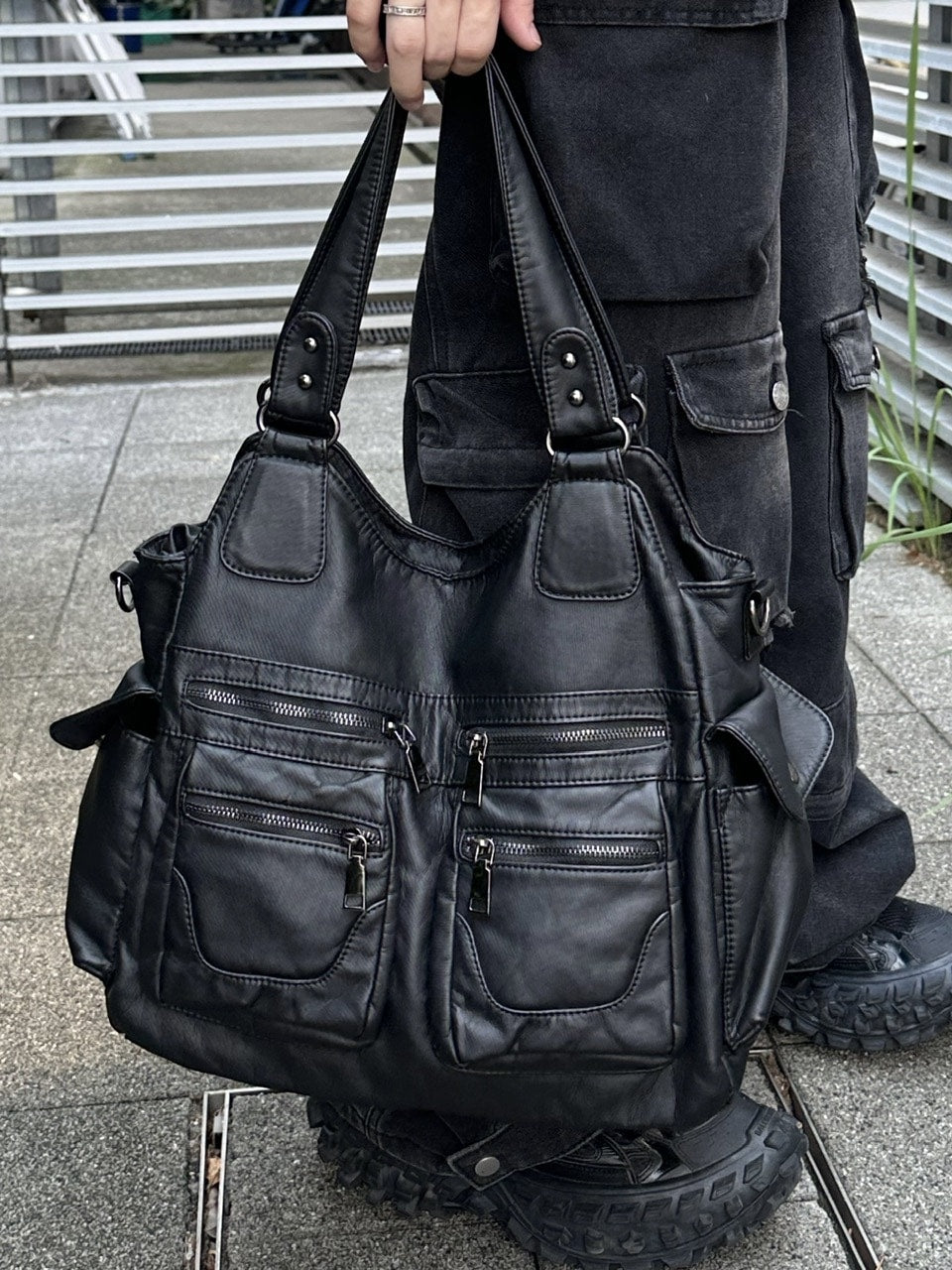 大阪店WEB限定【Chikashitsu +】leather pocket shoulder bag 3