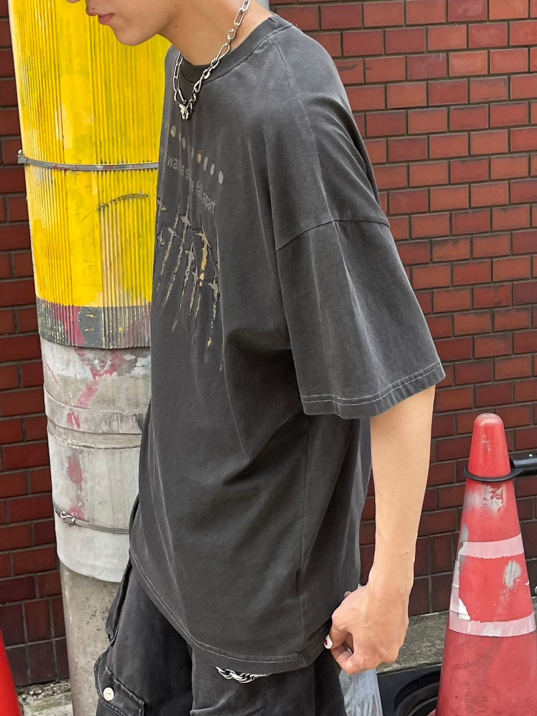 受注制【Chikashitsu +】pigment cross print t-shirt (2color)