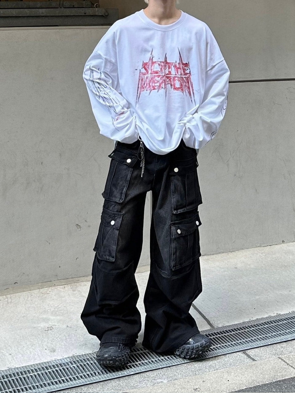 受注制【Chikashitsu +】oversized print long sleeve (2color