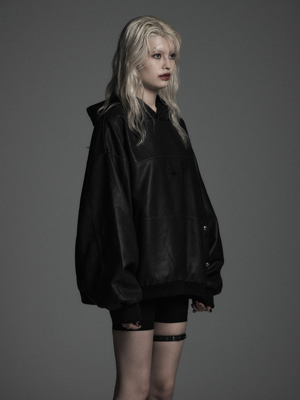 【Rosen Kreuz】VINTAGE LEATHER SHIRRING HOODIE