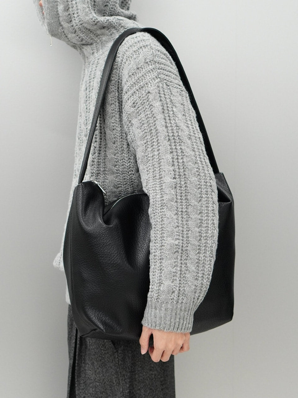 東京店WEB限定【Chikashitsu +】eco leather cross bag (2color)