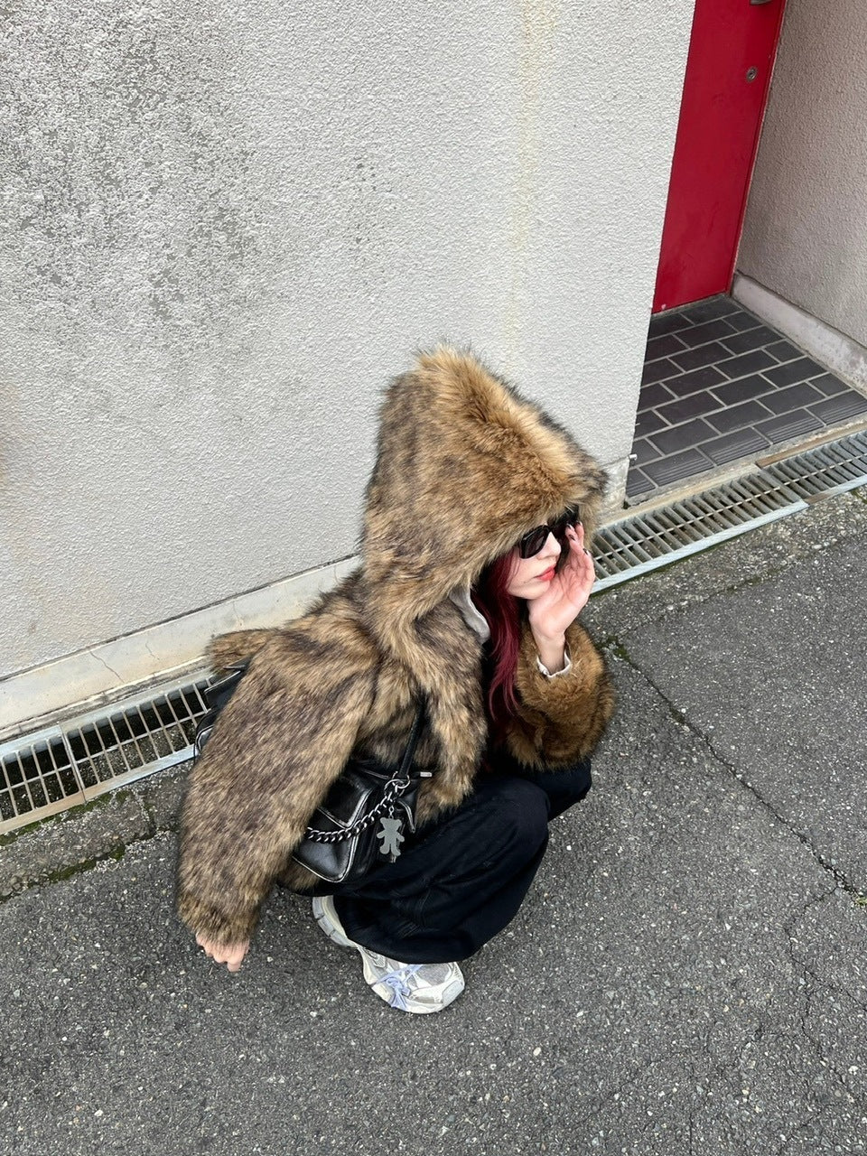 受注制【Chikashitsu +】hooded cropped fur blouson (2color)