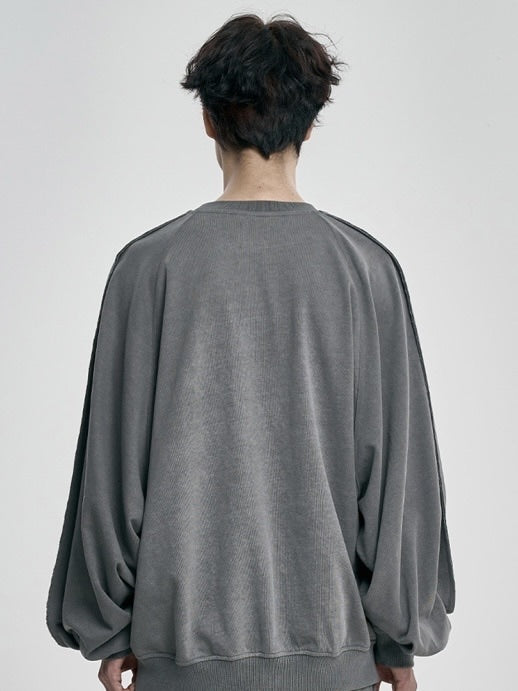 【AJOBYAJO】Raw Edge Batwing Sweatshirt