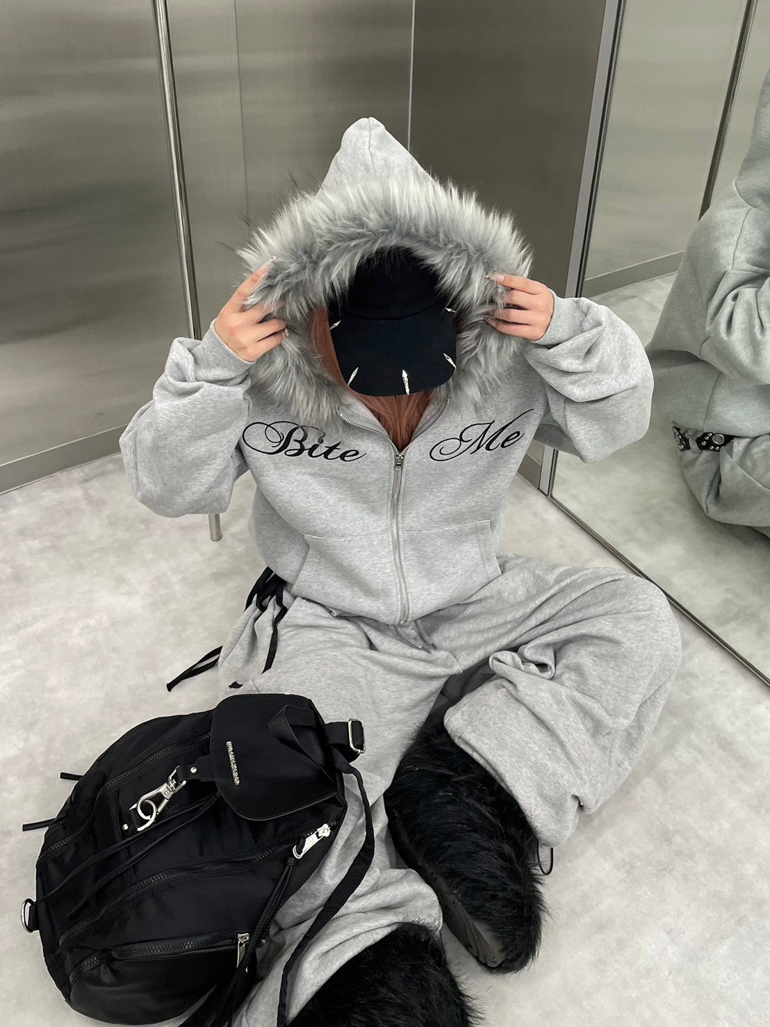 nmtc+】embroidery fur zip up hoodie (2color) – PRESSING WEB SHOP