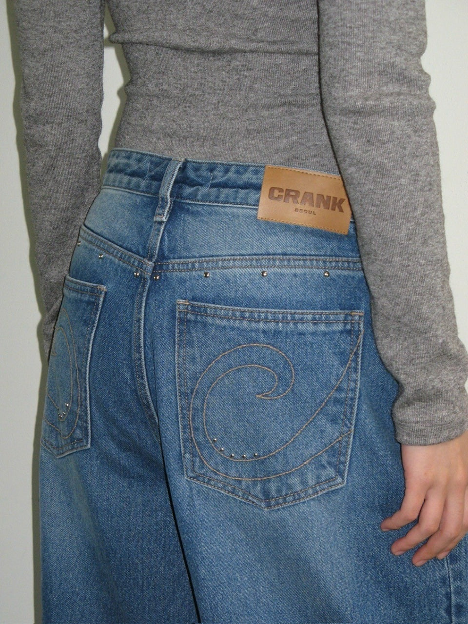 【CRANK】STUD WIDE JEANS
