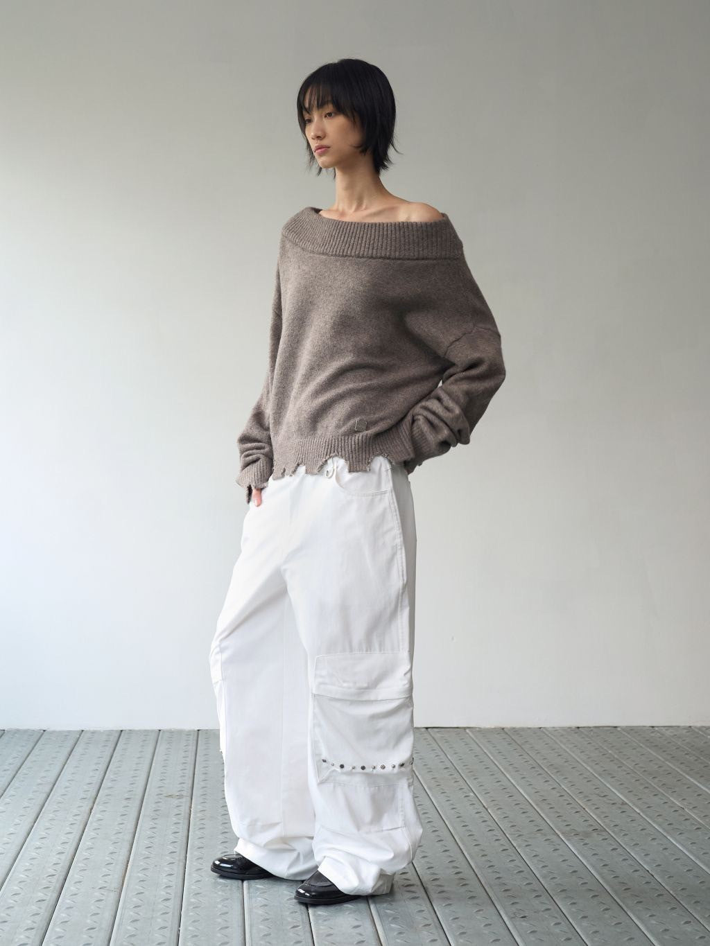 【ROCK CAKE】Off Shoulder Damaged Knit
