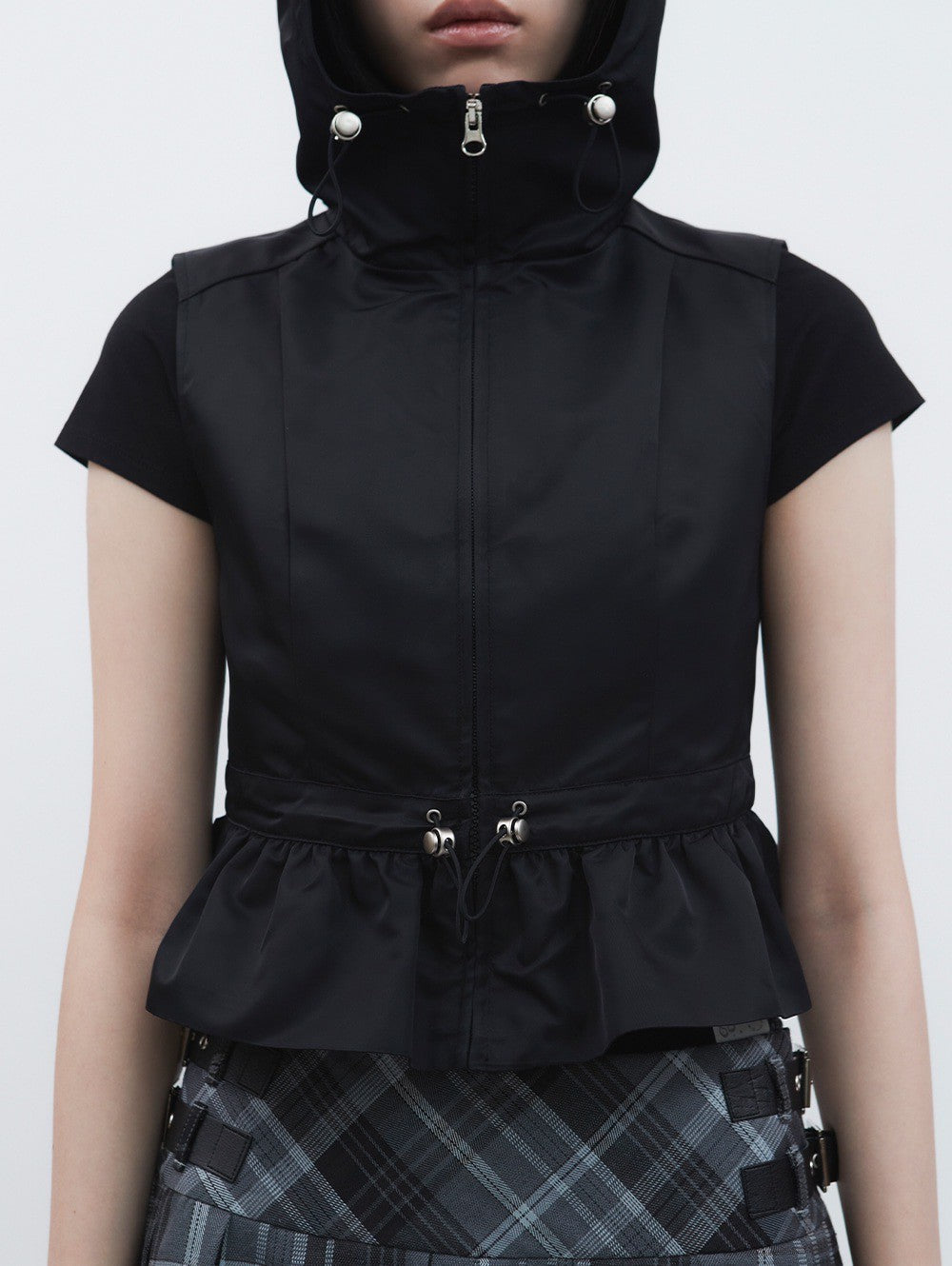 【TUOMIO】NYLON HOODED VEST