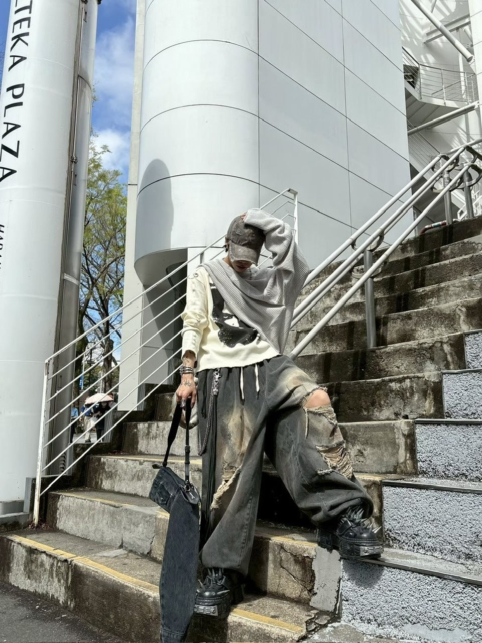 受注制【Never mind the XU】balloon damage denim pants