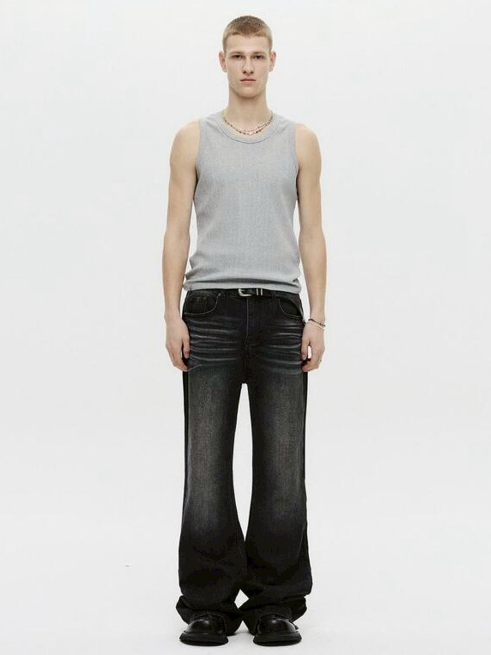 【DNSR】Basic Sleeveless Tee