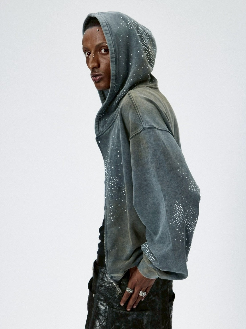 【DND4DES】DIAMOND DISTRESSED ZIP-UP HOODIE