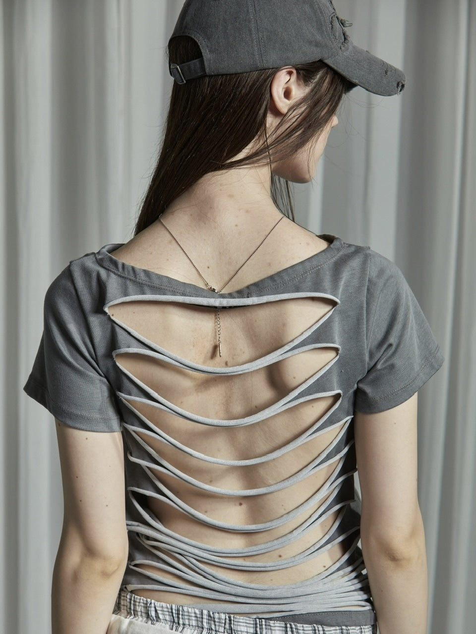 【GATELESS】SLASH DAMAGE LOGO T-SHIRT / 【ゲートレス】スラッシュダメージロゴ半袖Tシャツ