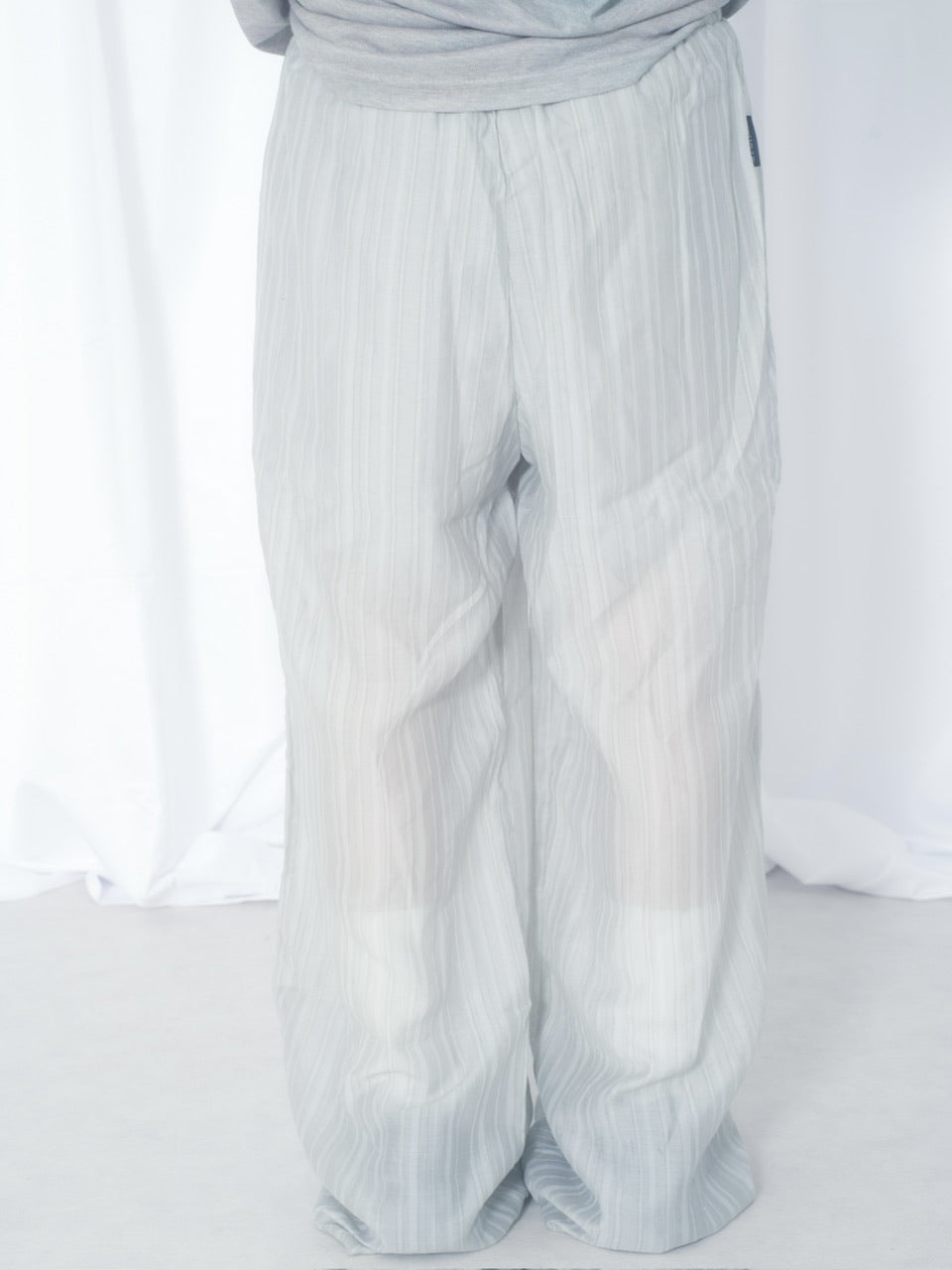 国際配送【Nerd out XU】crape sheer pants / 【ナードアウトエックスユー】クレープシアーパンツ