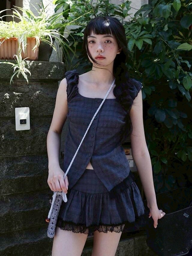 【Uglyshadow】CHECK SHIRRING BLOUSE / 【アグリーシャドウ】チェックシャーリングノースリーブブラウス