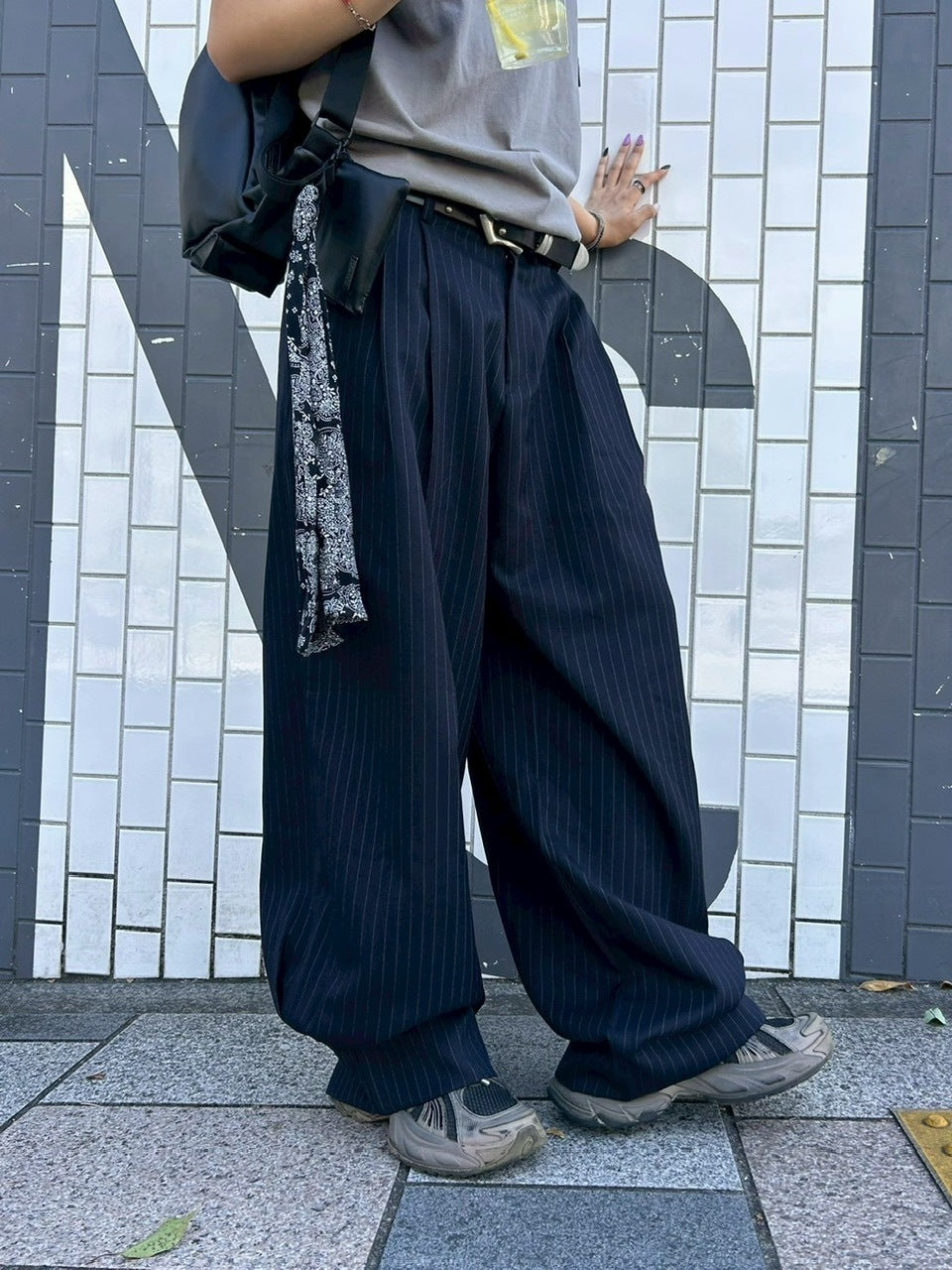 大阪店WEB限定受注制【Chikashitsu +】stripe tuck wide slacks (2color)