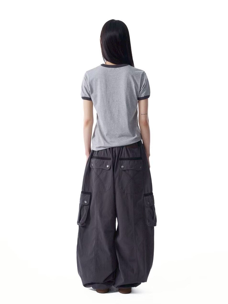 【AAKAM】Knee Pin-tuck Contrast Cargo Pants