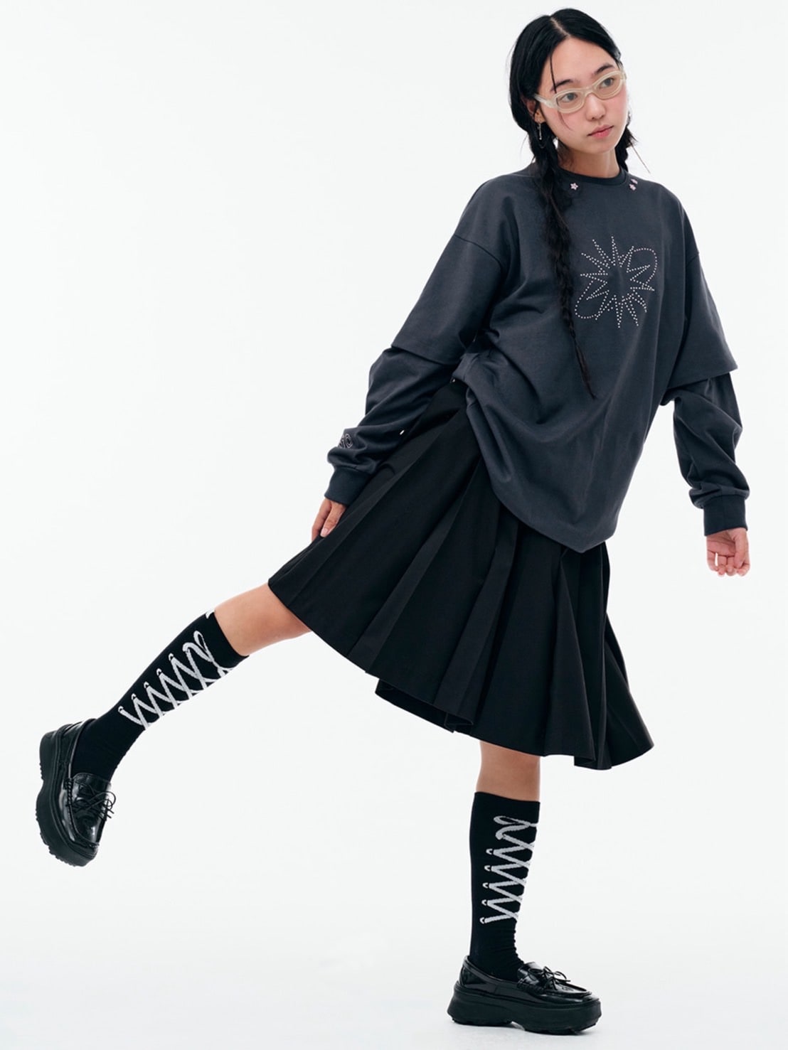 【TUOMIO】RIBBON GRAPHIC KNEE SOCKS / 【トゥオミオ】リボングラフィックニーソックス