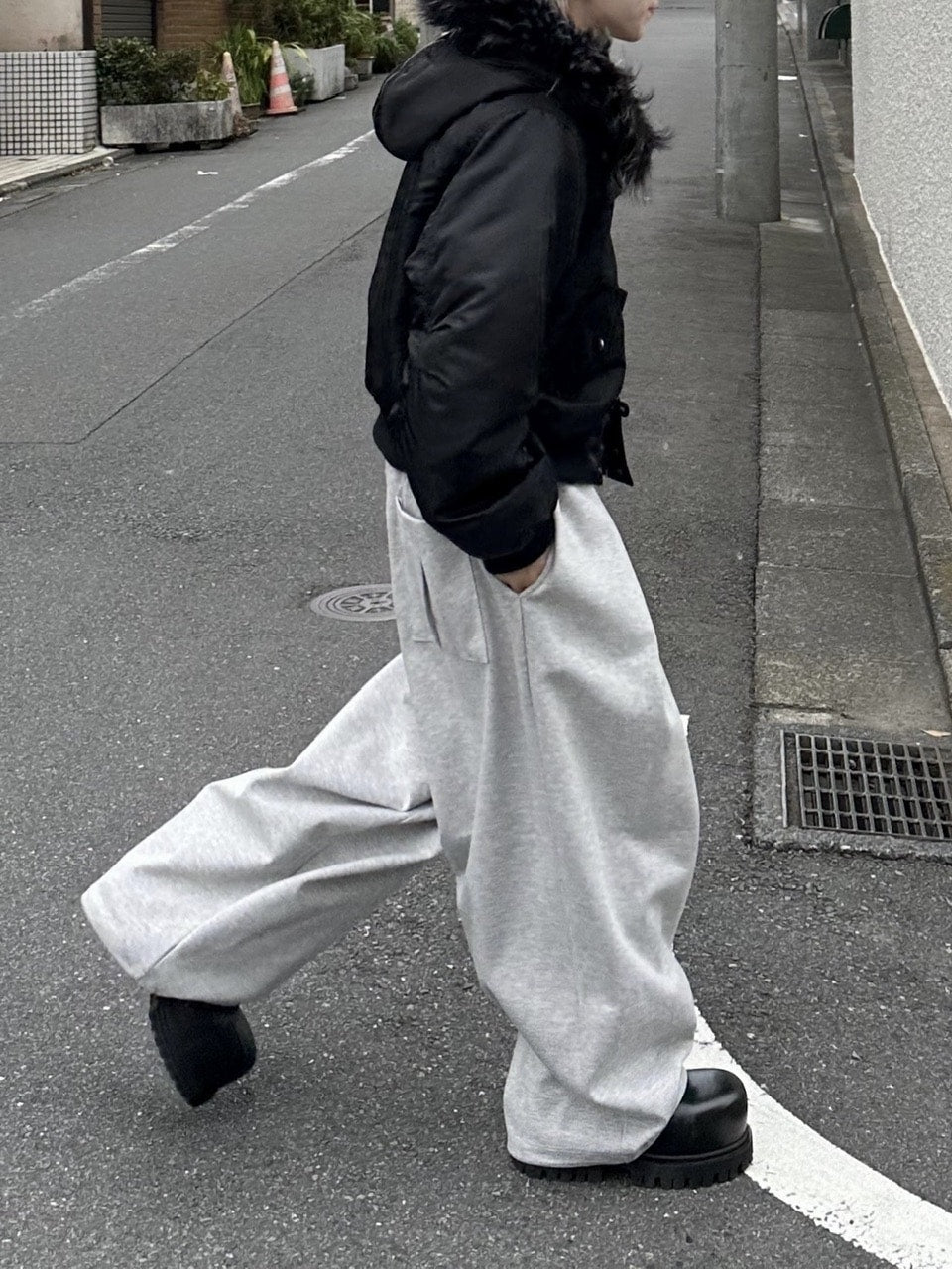 大阪店WEB限定受注制【Chikashitsu +】double tuck balloon sweat pants / 【チカシツプラス】ダブルタックバルーンスウェットパンツ (2color)