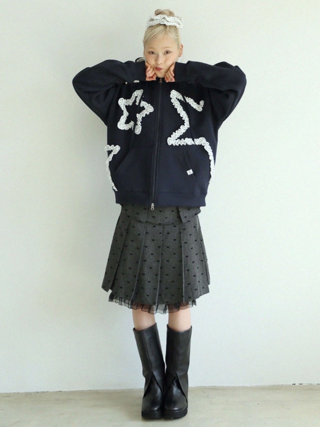 12/21 20:00 再販【Uglyshadow】FLOWER STAR HOODED ZIPUP