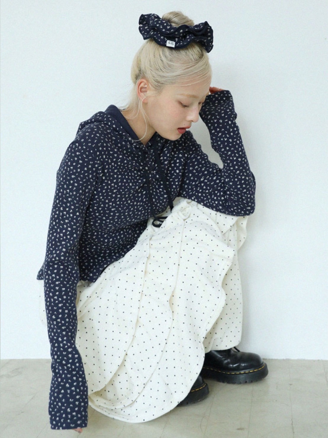 12/21 20:00 再販【Uglyshadow】FLOWER WAFFLE SCRUNCHIE