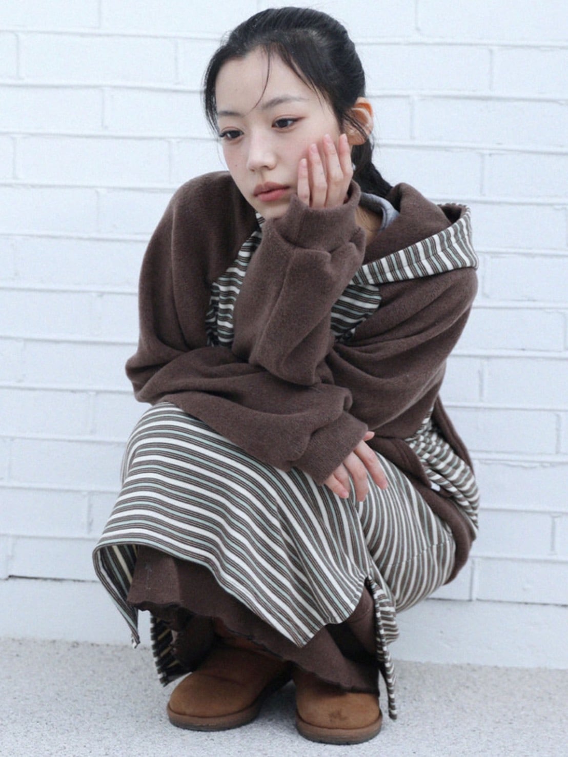 12/21 20:00 発売【Uglyshadow】STRIPED LAYERED SKIRT