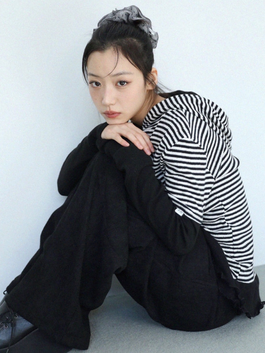 12/21 20:00 発売【Uglyshadow】LACE CORDUROY PANTS