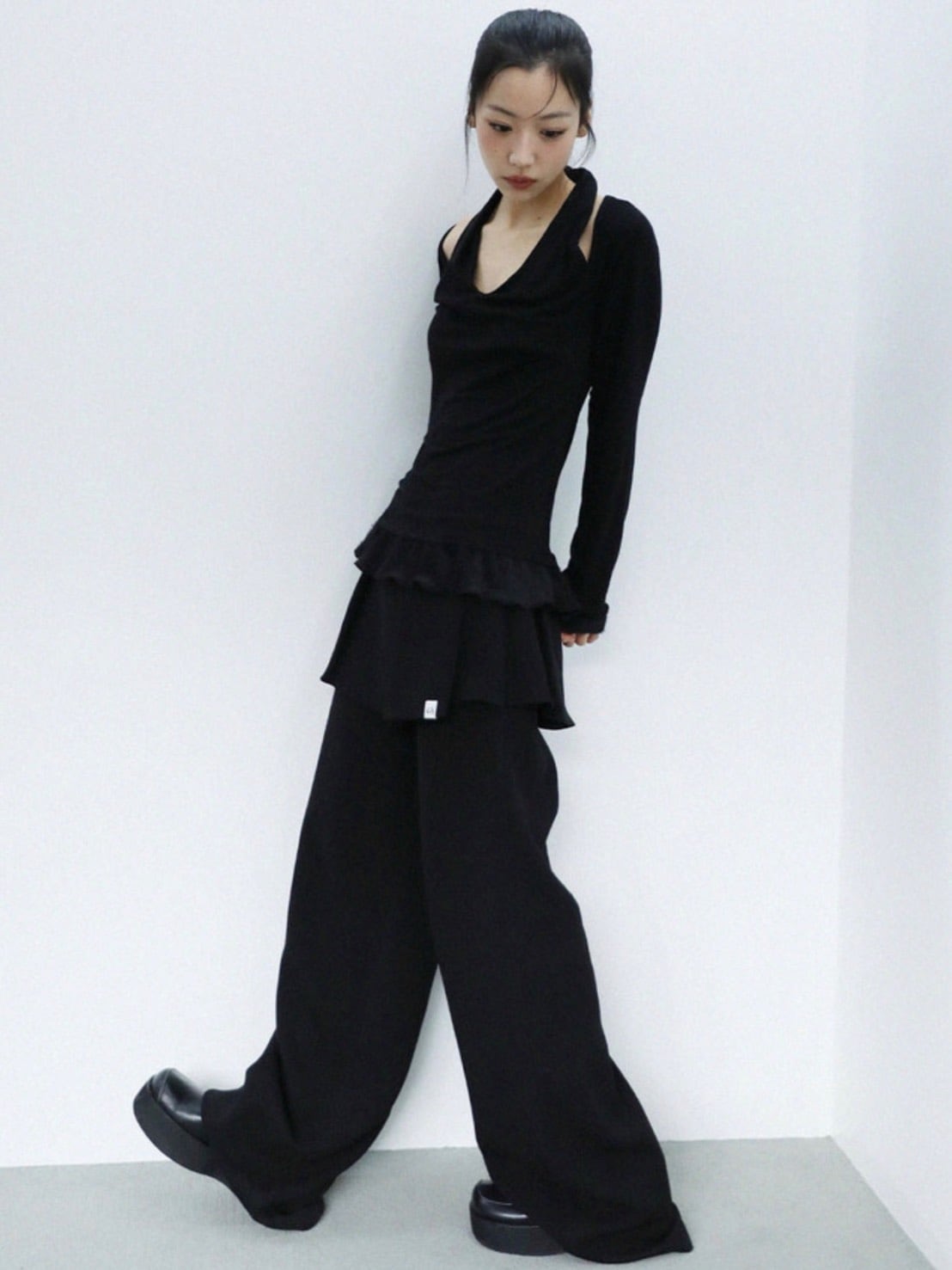 12/21 20:00 発売【Uglyshadow】TULIP LONG SKIRT PANTS