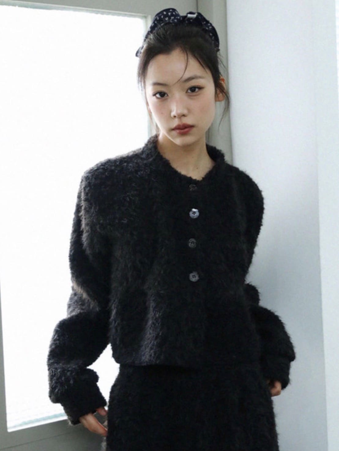 12/21 20:00 発売【Uglyshadow】BOUCLE RUFFLE KNIT CARDIGAN