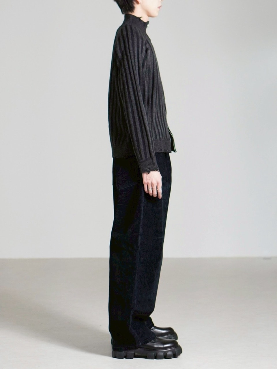 受注制【Chikashitsu +】velvet touch buggy denim pants / 【チカシツプラス】ベルベットタッチバギーデニムパンツ (2color)