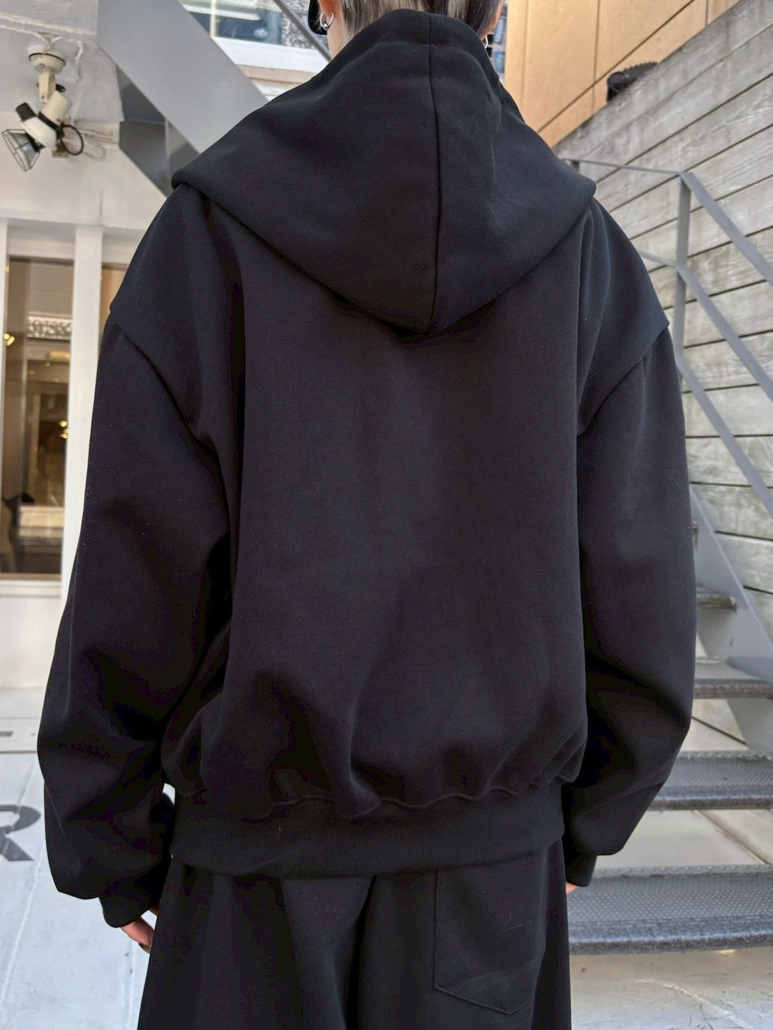 受注制【nmtc+】lettering cropped zip up hoodie (2color) – PRESSING