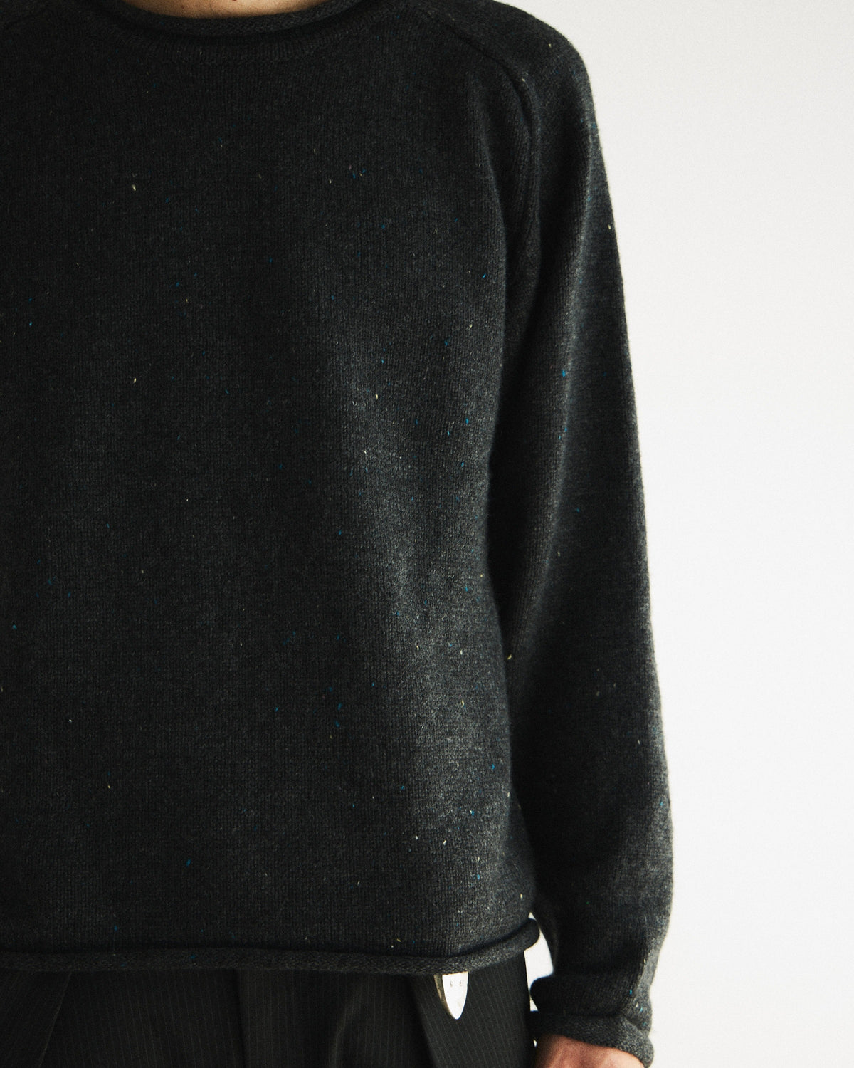 【CS】Cut-Off Nep Crewneck Knit