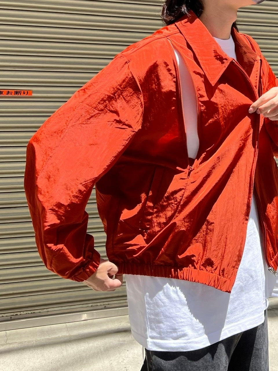 受注制【Chikashitsu +】shoulder slit design blouson (3color)