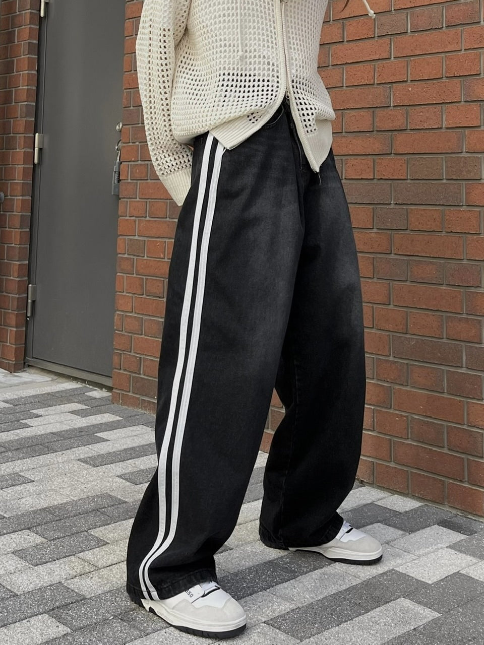 受注制【Chikashitsu +】oversized side line denim pants (2color)